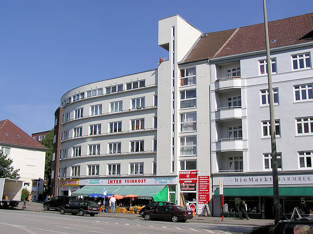 P1010122 Neues Bauen an der Fuhlsbüttler Strasse. | Fuhlsbüttler Straße - Fuhle, Hamburg Barmbek Nord